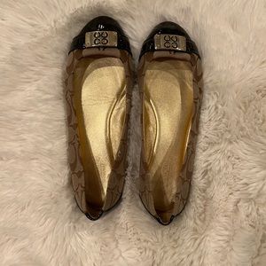 Coach brown & tan ballet flats